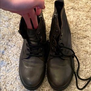 Steve madden gray booties